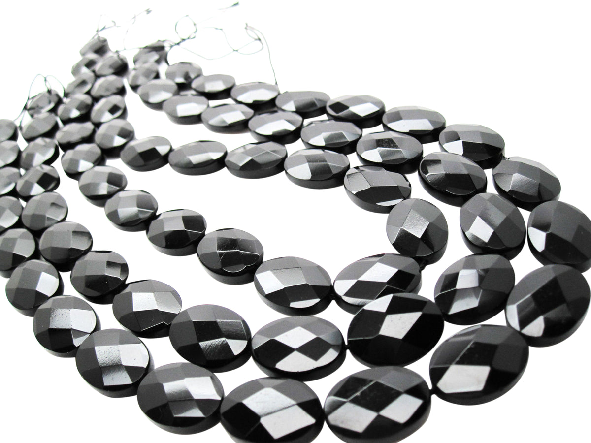 Onyx Beads in Faceted Oval Shape