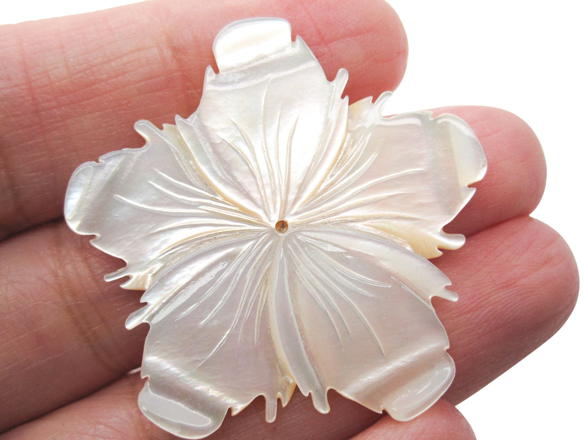 Mother of Pearl Flower Pendant